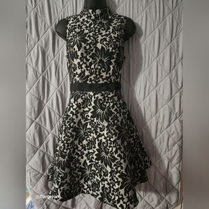 Beautiful Vintage style dress.